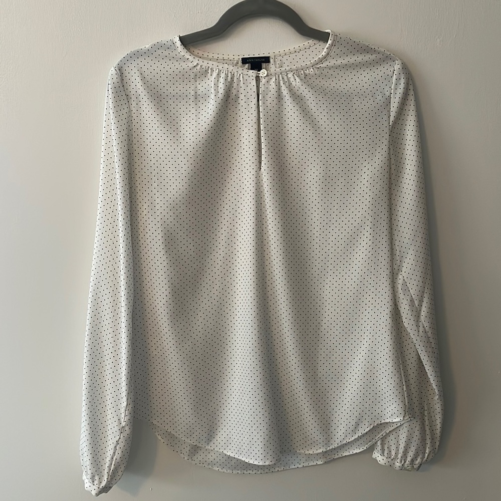 Ann Taylor Polka Dot Blouse keyhole neck size xs